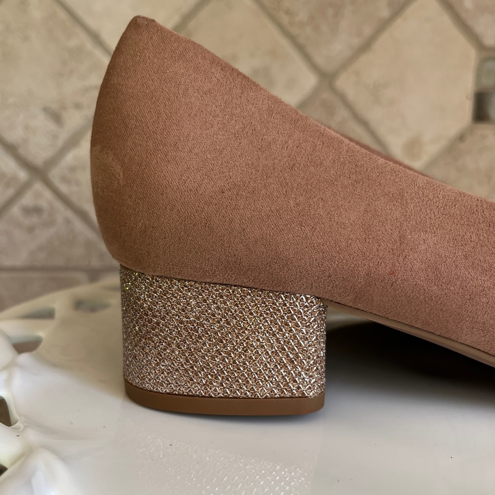 C. EST 1946 Women's Old Rose Pink Suede Block Shimmering Heel Pump - Picture 5 of 13